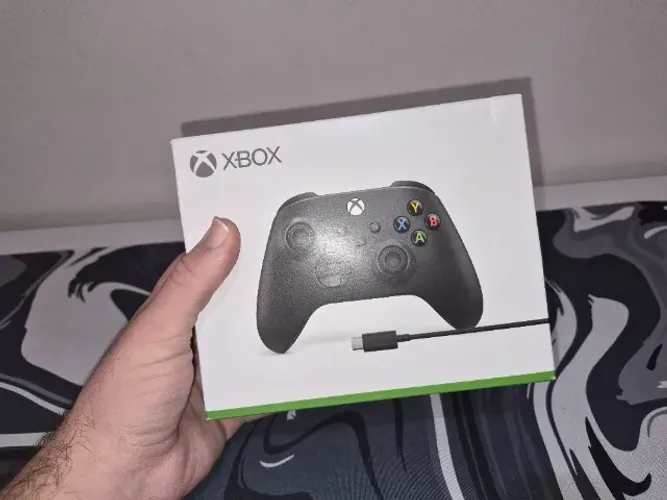 Controle Xbox X/S + Cabo USB tipo C Original (Lacrado)