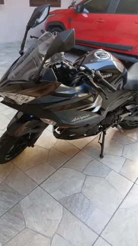 Kawasaki Ninja 400 ABS - Impecável | Escapamento Esportivo | Baixa KM | Oportunidade!