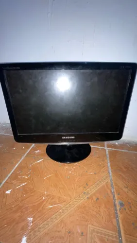 VENDE-SE MONITOR SAMSUNG !