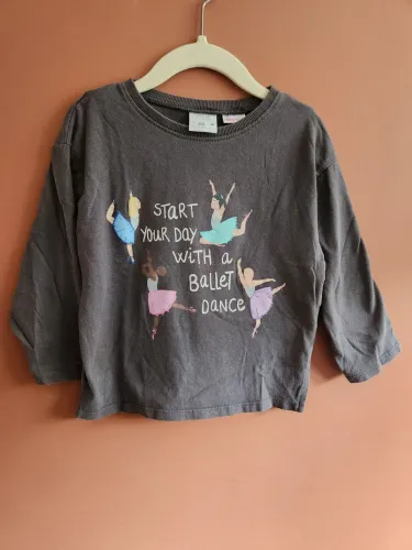 Camiseta Zara Ballet menina