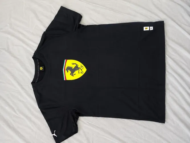 Camisa puma e ferrari