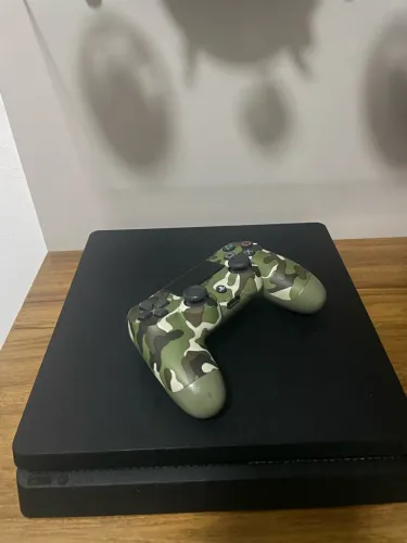 PS4 Slim