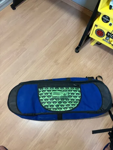 Capa skate 90cm x 27cm (com proteções inclusas)