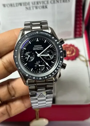 Relogio omega speemaster - linha super