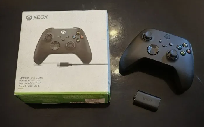 Controle Original Xbox Series S/X (Com caixa e bateria)