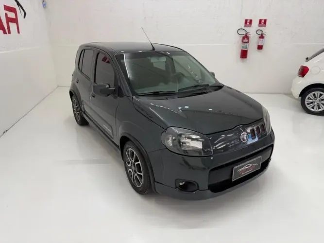 Fiat Uno Sporting 1.4 EVO Fire Flex 8V 4P 2012