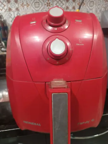 Airfryer Mondial Family 4 litros - vermelha 