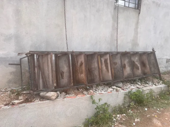 Escadas de ferro