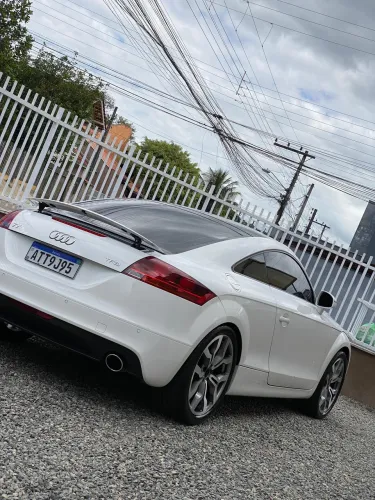 Audi TT 2.0 16V TFSI S-tronic 2011