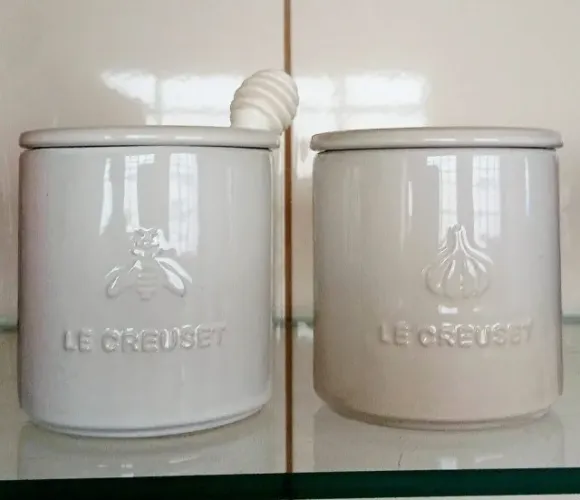Conjunto Novos Potes Mel e Alho Le Creuset