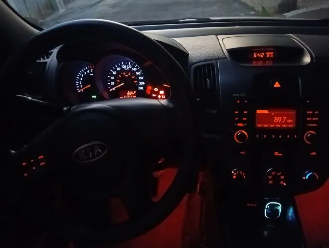 Kia Motors Cerato 1.6 16V Mec. 2012