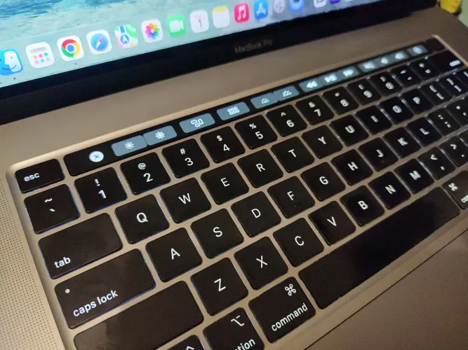 MacBook 64GB RAM | 1 TB armazenamento | placa vídeo 8GB