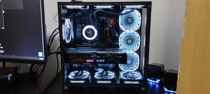 PC GAMER / WORKSTATION TOP DE LINHA - I9 / RTX 4070 TI SUPER  / 32GB / SSD 2X1TB + MONITOR
