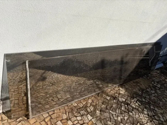 Vidro para box de banheiro inteiro, duas partes 2,50X50 cada , valor R$ 250.00