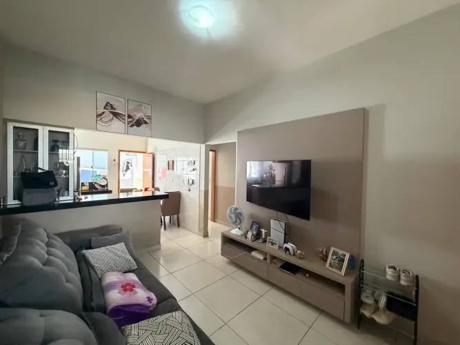 CASA TÉRREA 3 QUARTOS 1 SUÍTE - PARQUE FLAMBOYANT - GOIÂNIA GO