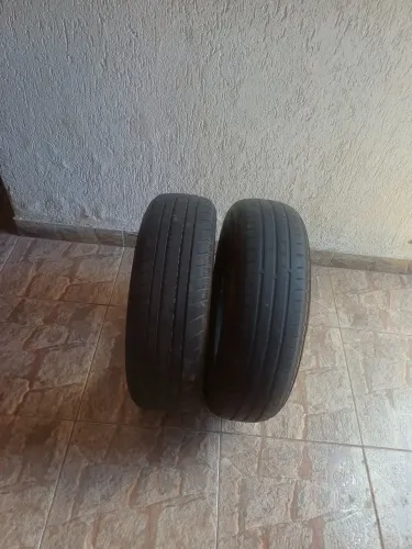 Pneus