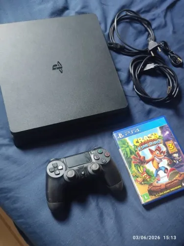 PS4 C/ controle e jogo