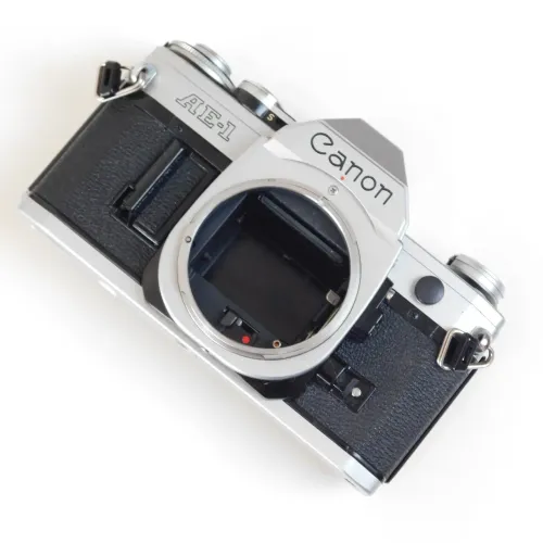 Câmera Canon AE-01