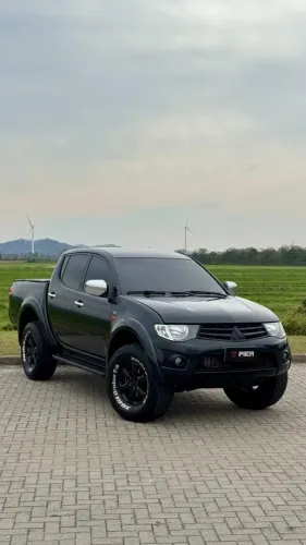 Mitsubishi L200 Triton HPE 3.2 CD TB Int.diesel AUT 2012