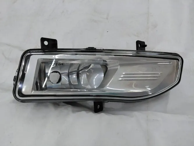 Farol milha Kicks 16/21 direito  PRODUTO ORIGINAL NOVO 