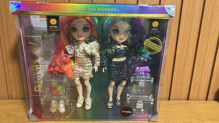 Rainbow High Special Edition Twin (2-Pack) Laurel & Holly De'Vious Fashion Dolls
