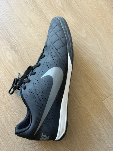 Chuteira Nike- Futsal