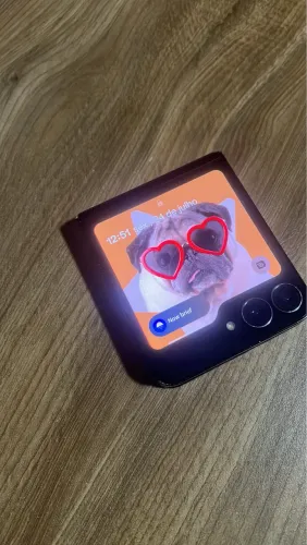 Zflip 7 fe display queimado apenas isso só chama se for comprar!!!
