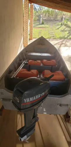 Barco LeveFort Motor Yamaha 15Hp Carretinha Âncora Remo e Colete