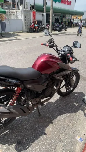Vende-se moto