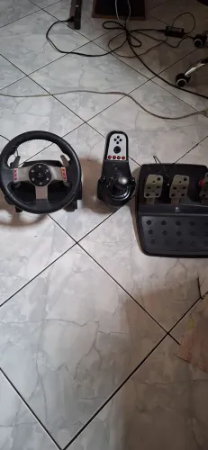Volante loghtec g27 completo + acessórios
