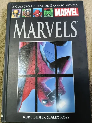HQ Marvels capa dura