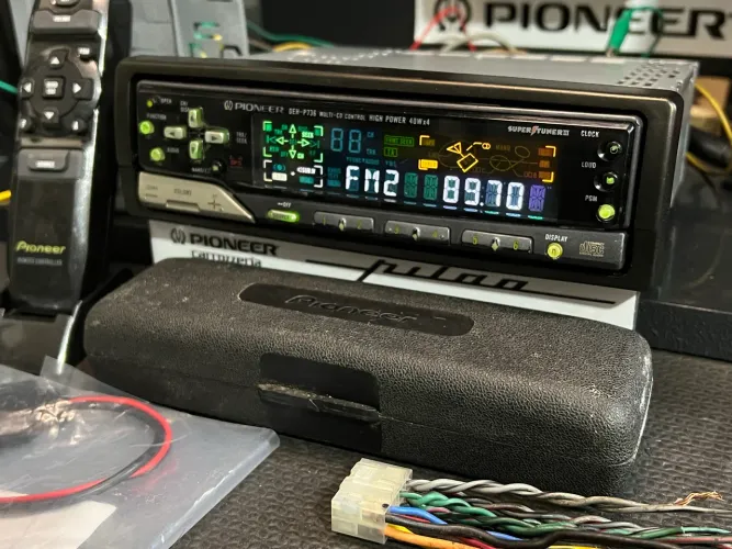 Pioneer DEH P736 LED E BLUETOOTH
