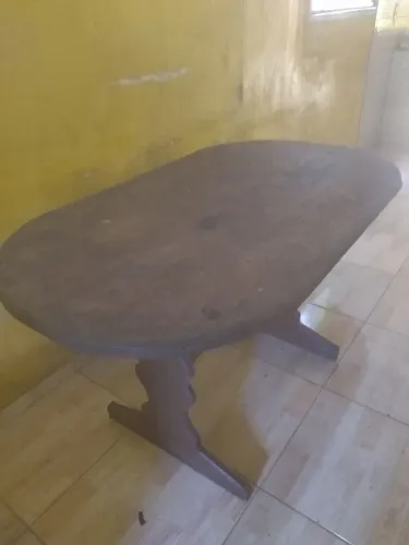 Mesa grande de madeira 