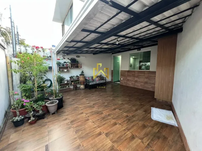 Casa Geminada com Entrada Independente no Bairro Santa Amélia a poucas quadras da Orla da