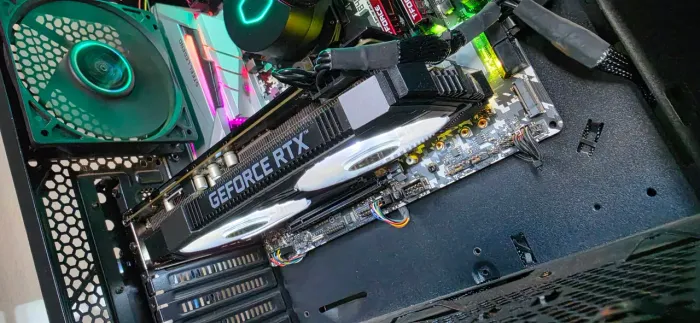 RTX 2060 SUPER 8GB GALAX - Excelente Estado de Conservação