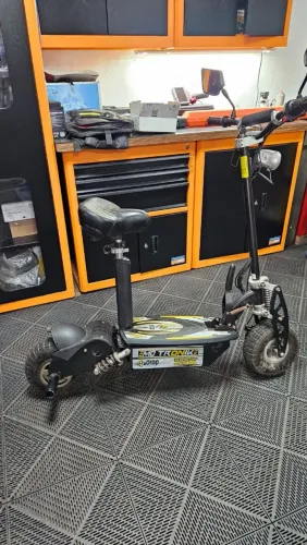 Patinete Elétrico 1000W com Banco - Potente e Confortável