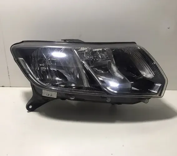 Farol Lado Direito Renault Logan 2019 Direito/passageiro