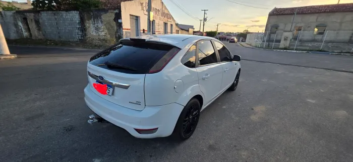 Ford Focus Ghia 2.0 16v/ 2.0 16V Flex 5P AUT 2011