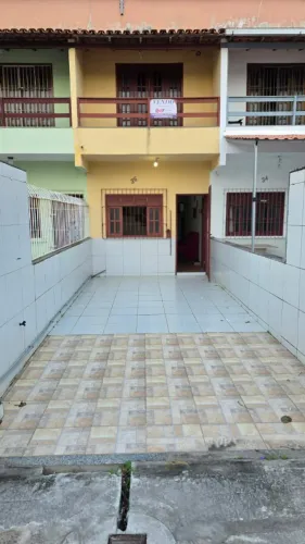 A AZ IMÓVEIS VENDE - PIÚMA/ES Casa Duplex na Praia de Piúma - Jardim Maily