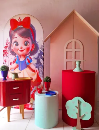 Casinha mdf para decoração de festas 