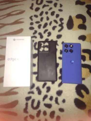 Edge 60 pro 
