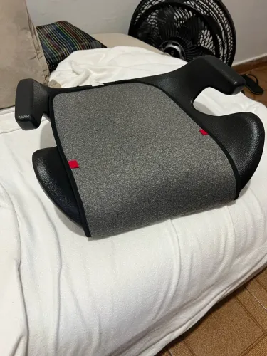 Assento infantil para carro