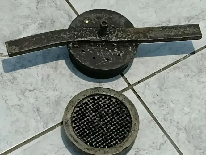 Matriz pra extrusoras de granulagem com o filtro.