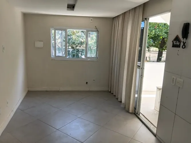 Casa tipo apartamento com vista e arejada.