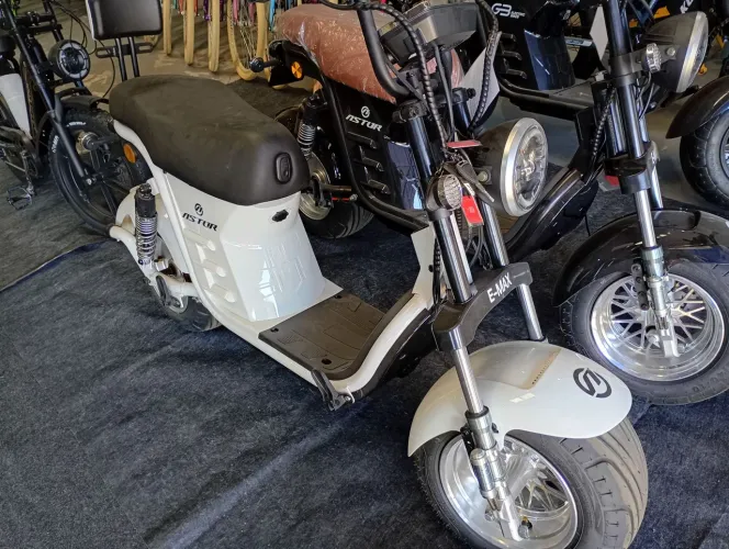 Scooter eletrônica 1000 e zero com garantia