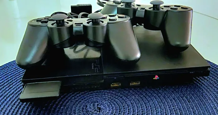 Play Station 2
