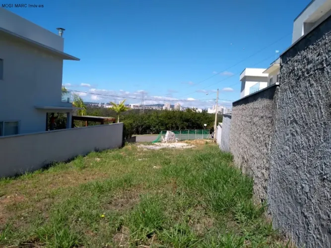 Terreno em Condomínio à Venda em Mogi das Cruzes-SP, Bairro Bella Citta - 417m² de Área