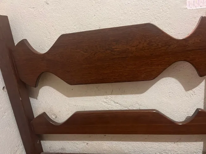 Cama solteiro madeira maciça 