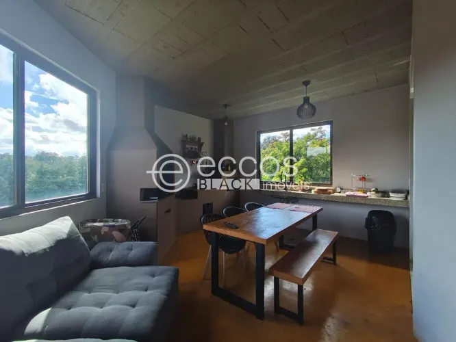 Casa à venda, 3 quartos, 1 suíte, 7 vagas, Área Rural de Nova Lima - Nova Lima/MG