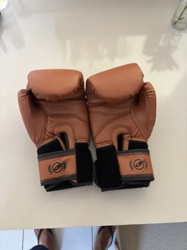 Luva de Boxe, Muay Thai Olimpo
